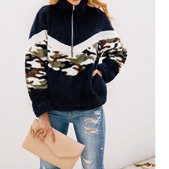 Super cute and soft woman sweatshirt with pocket - Picture 5 of 8